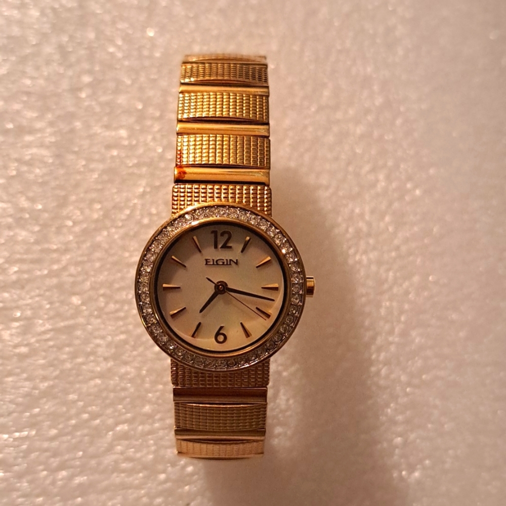 Ladies Elgin Watch - Picture 2 of 4